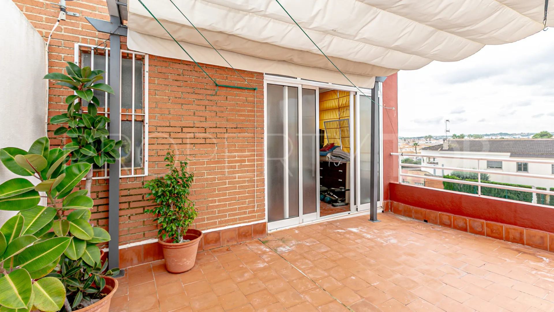 Los Altos de Marbella, adosado a la venta de 2 dormitorios