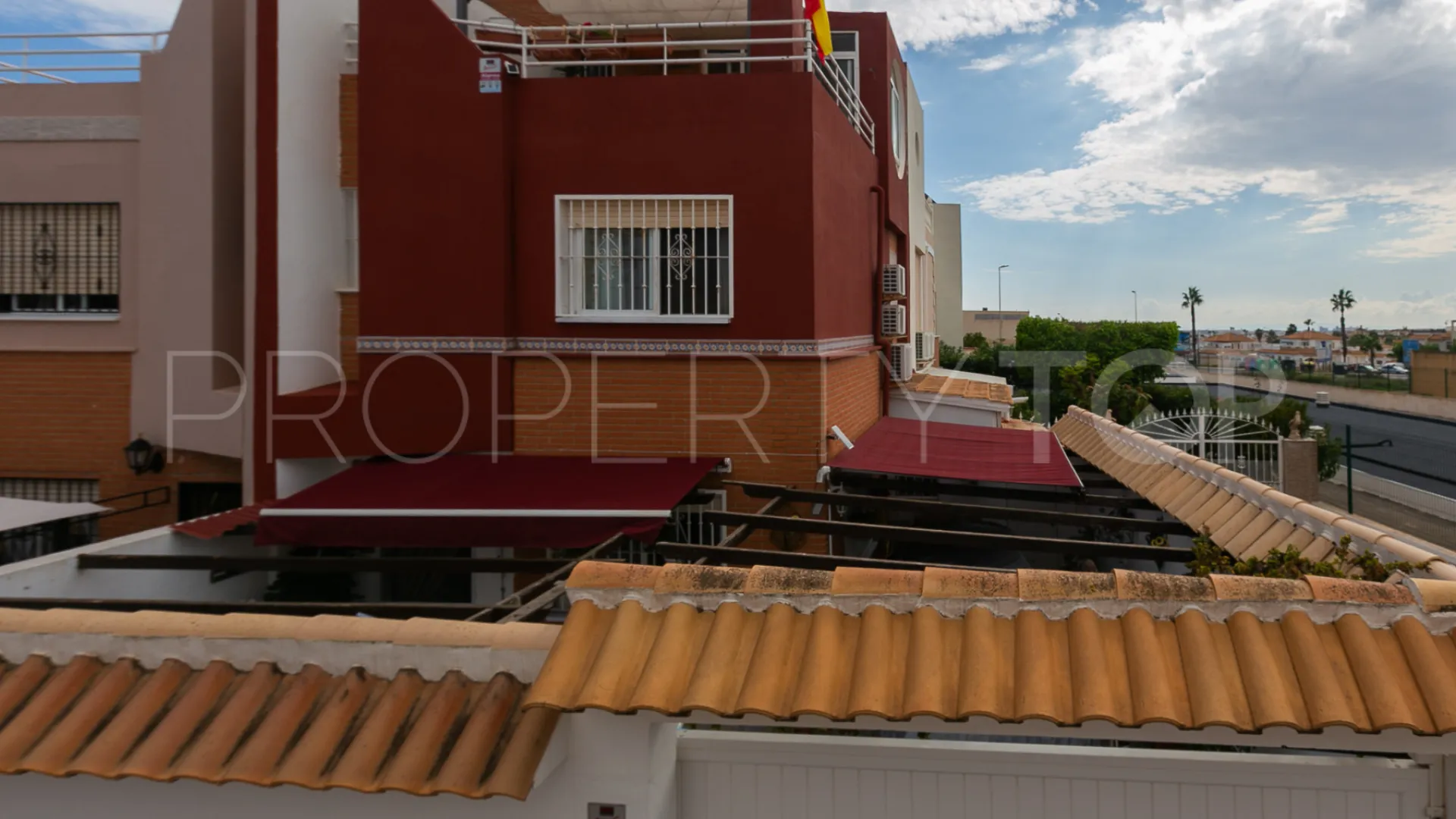 Los Altos de Marbella, adosado a la venta de 2 dormitorios