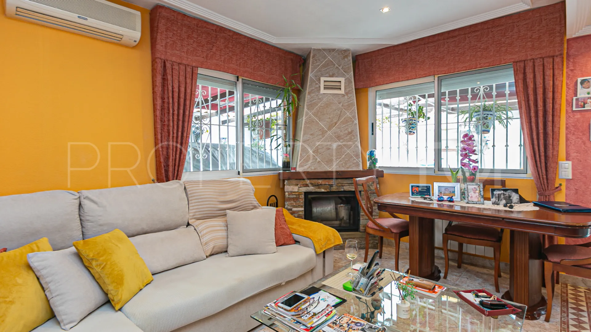 Los Altos de Marbella, adosado a la venta de 2 dormitorios