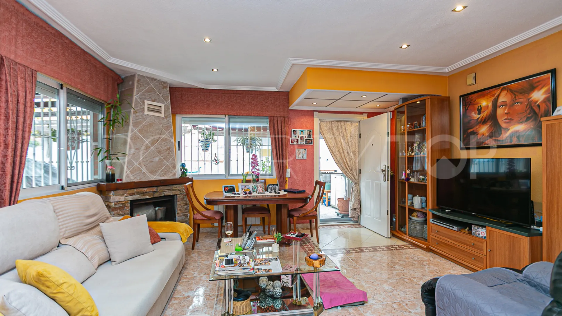 Los Altos de Marbella, adosado a la venta de 2 dormitorios