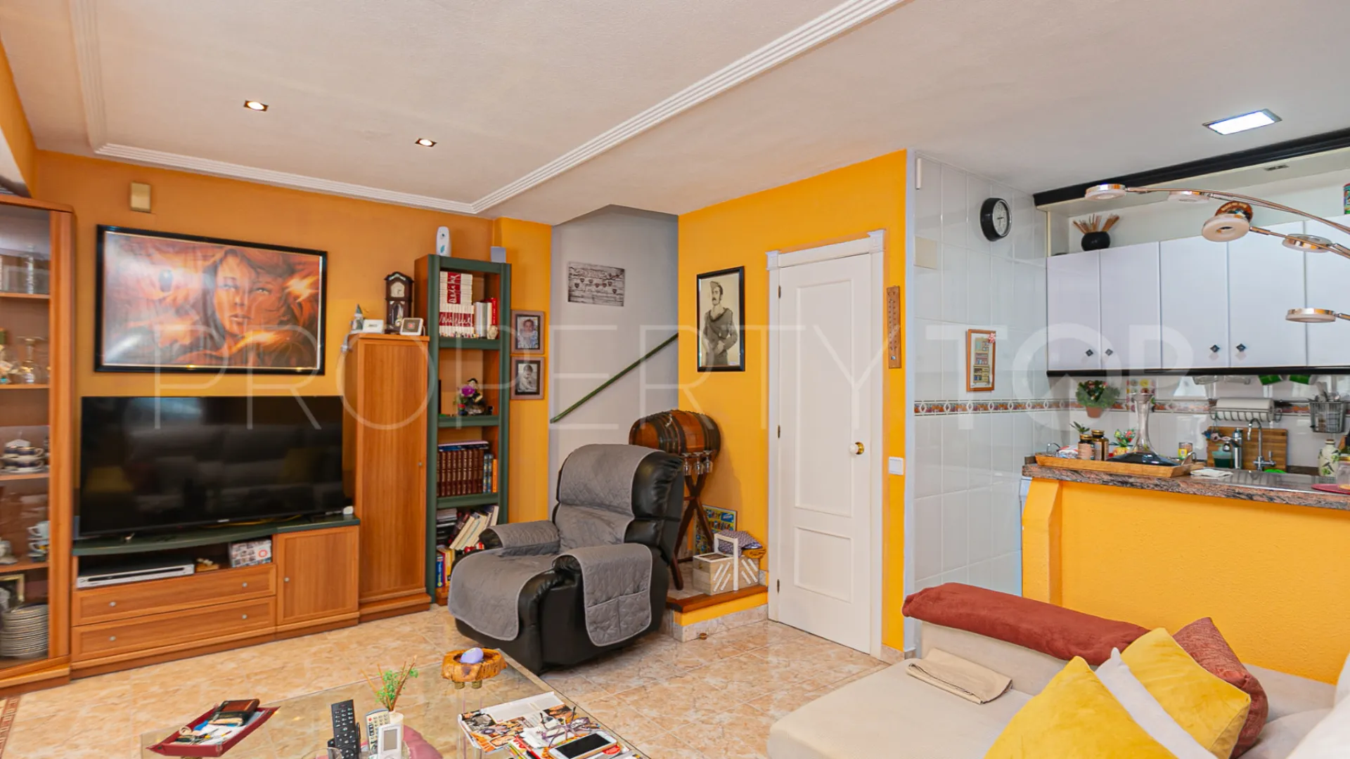 Los Altos de Marbella, adosado a la venta de 2 dormitorios