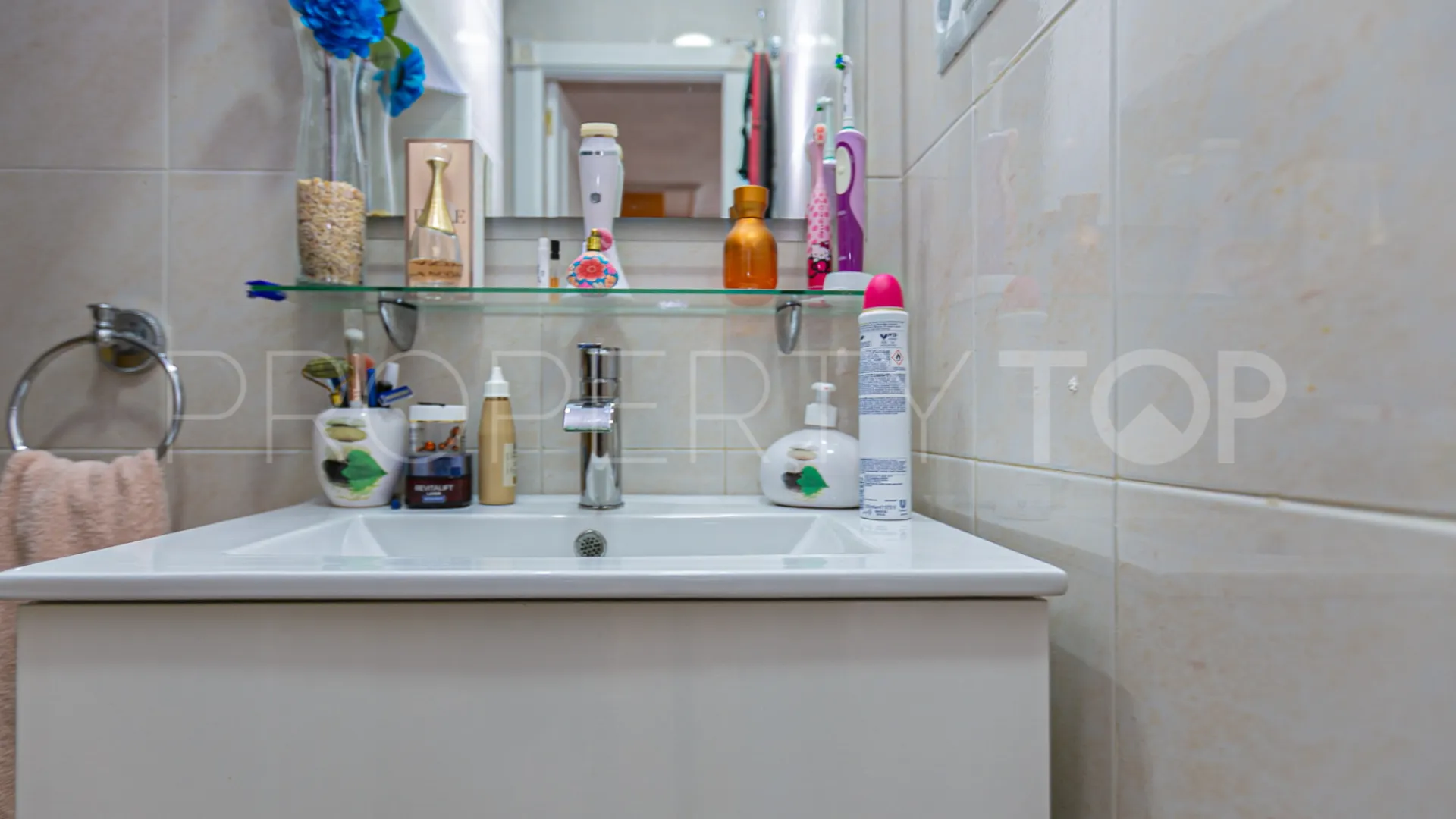 Los Altos de Marbella, adosado a la venta de 2 dormitorios