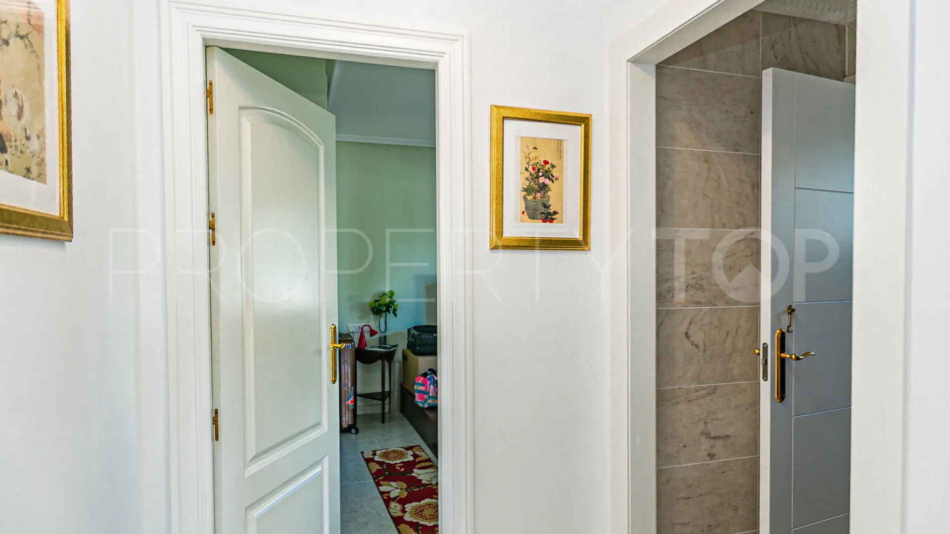 Se vende villa en Rioja de 4 dormitorios