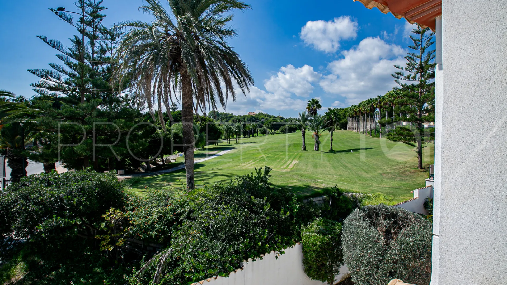 Se vende villa en Rioja de 4 dormitorios