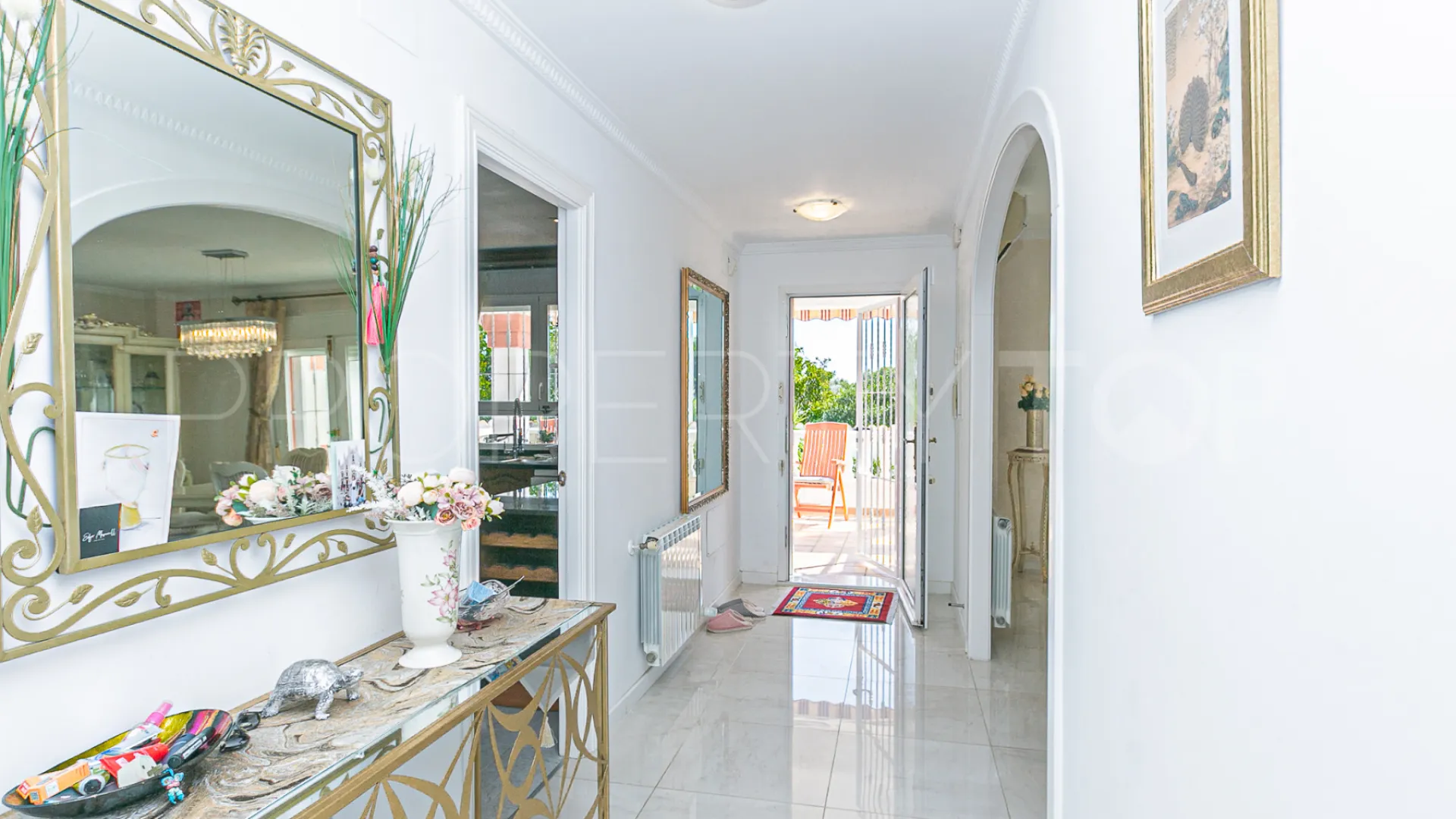 Se vende villa en Rioja de 4 dormitorios