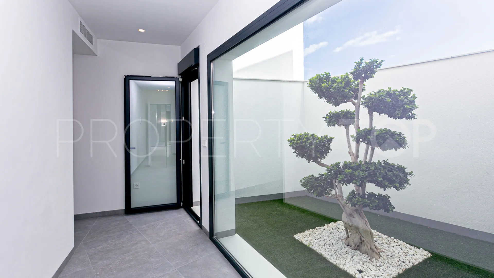 Villa for sale in San Pedro del Pinatar