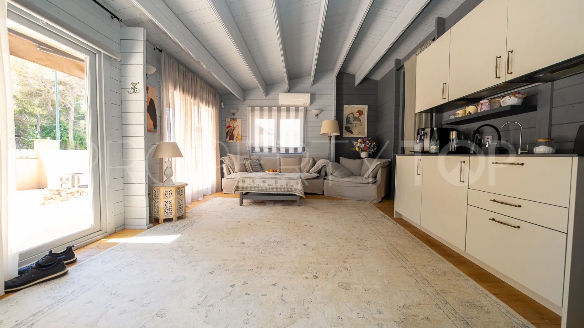 For sale 5 bedrooms villa in Pilar de la Horadada