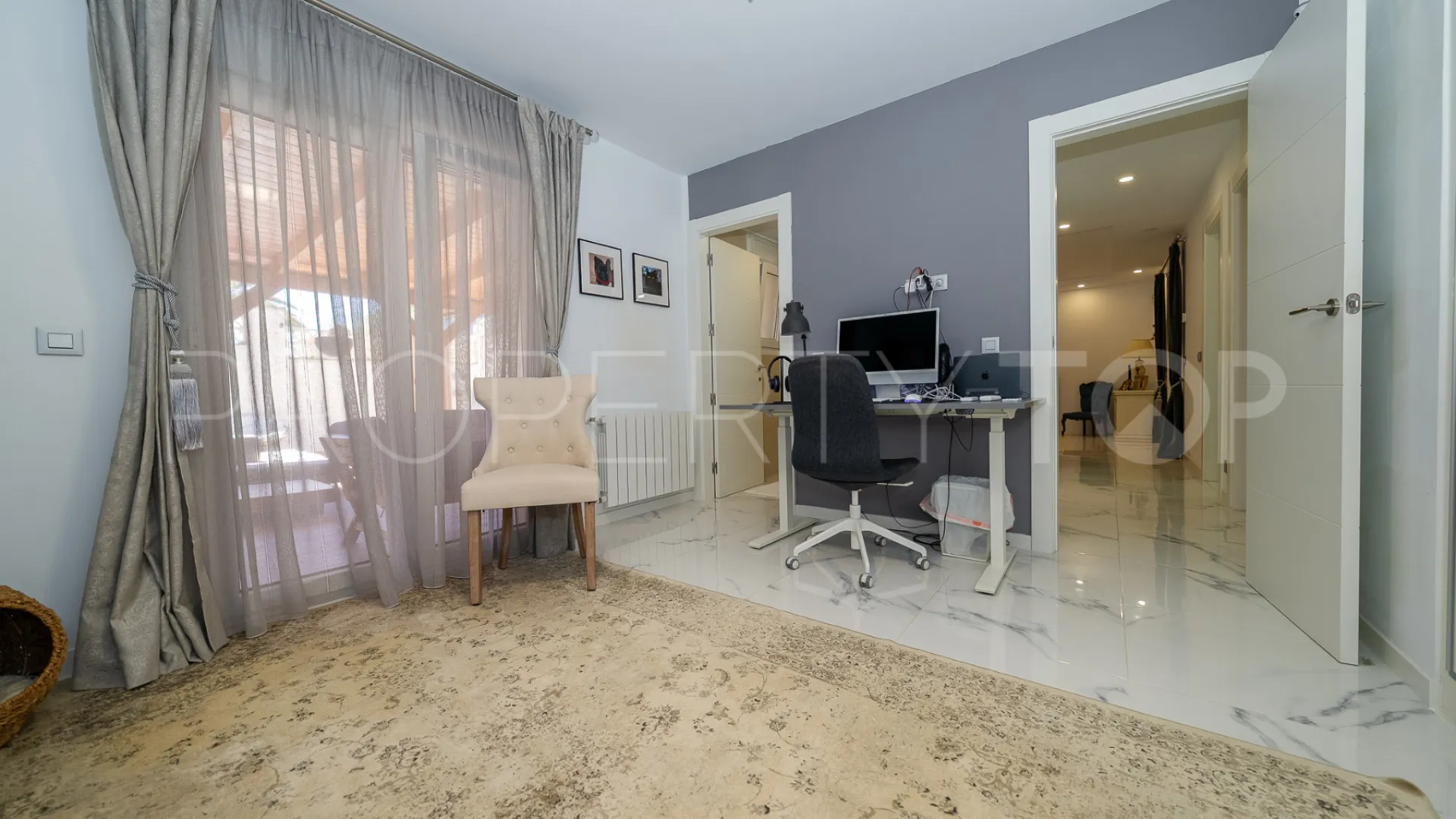 For sale 5 bedrooms villa in Pilar de la Horadada