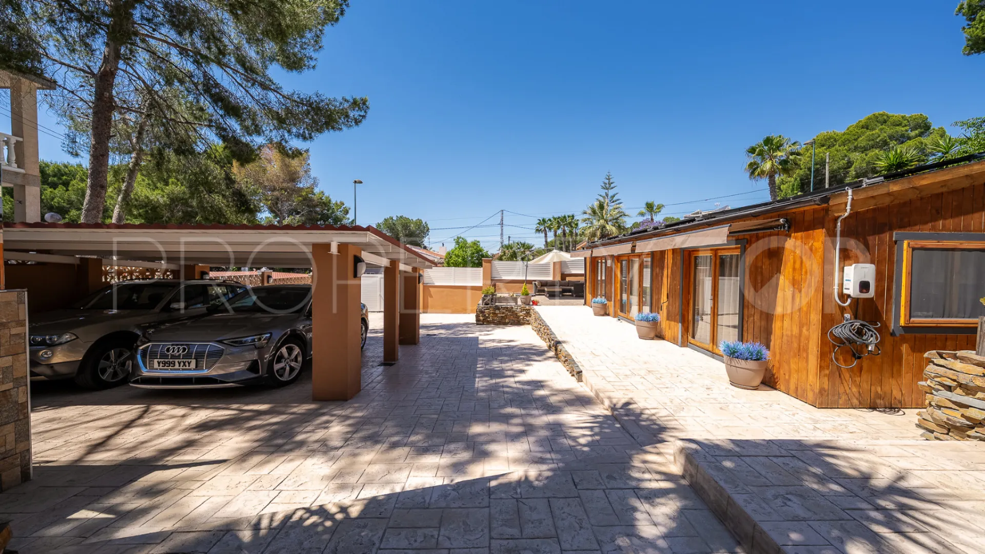 For sale 5 bedrooms villa in Pilar de la Horadada