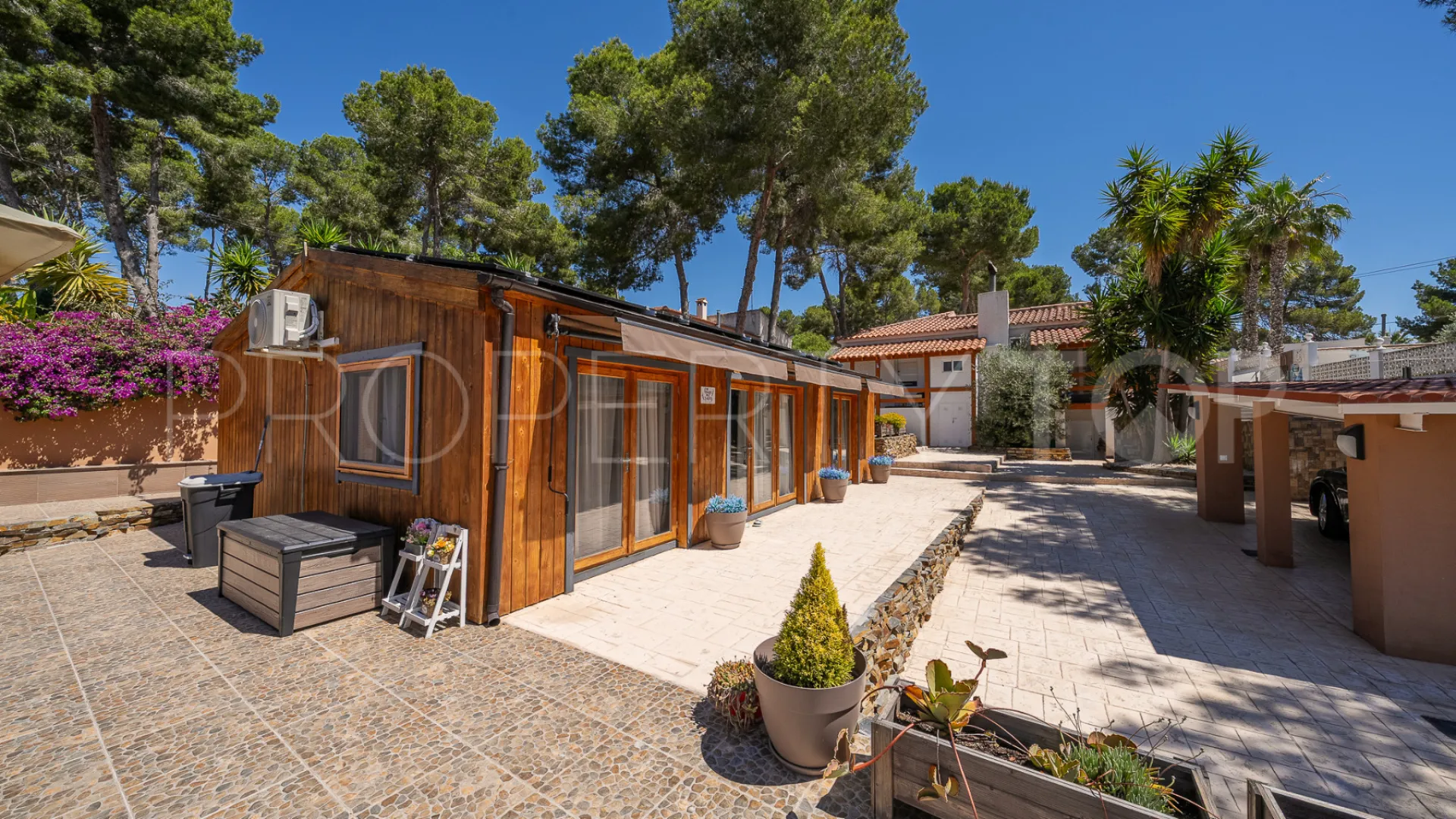 For sale 5 bedrooms villa in Pilar de la Horadada