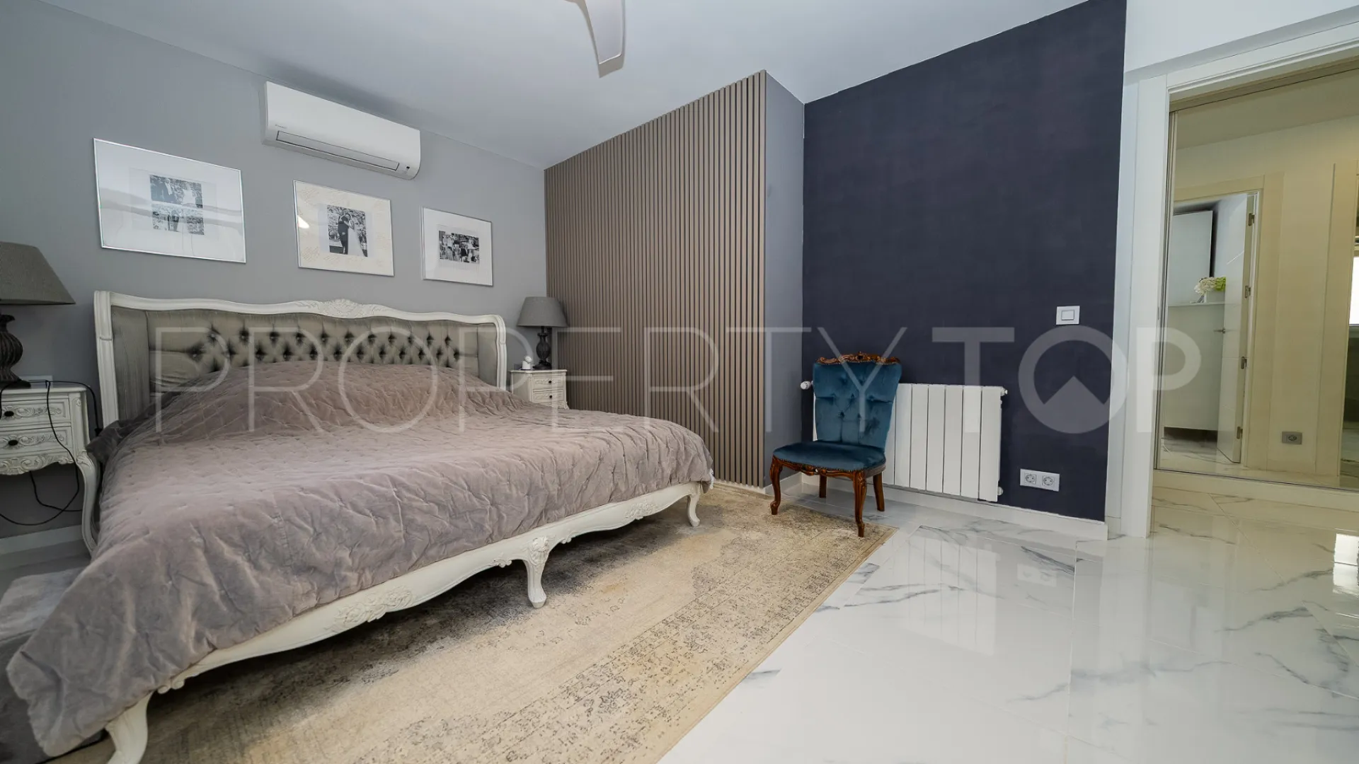 For sale 5 bedrooms villa in Pilar de la Horadada
