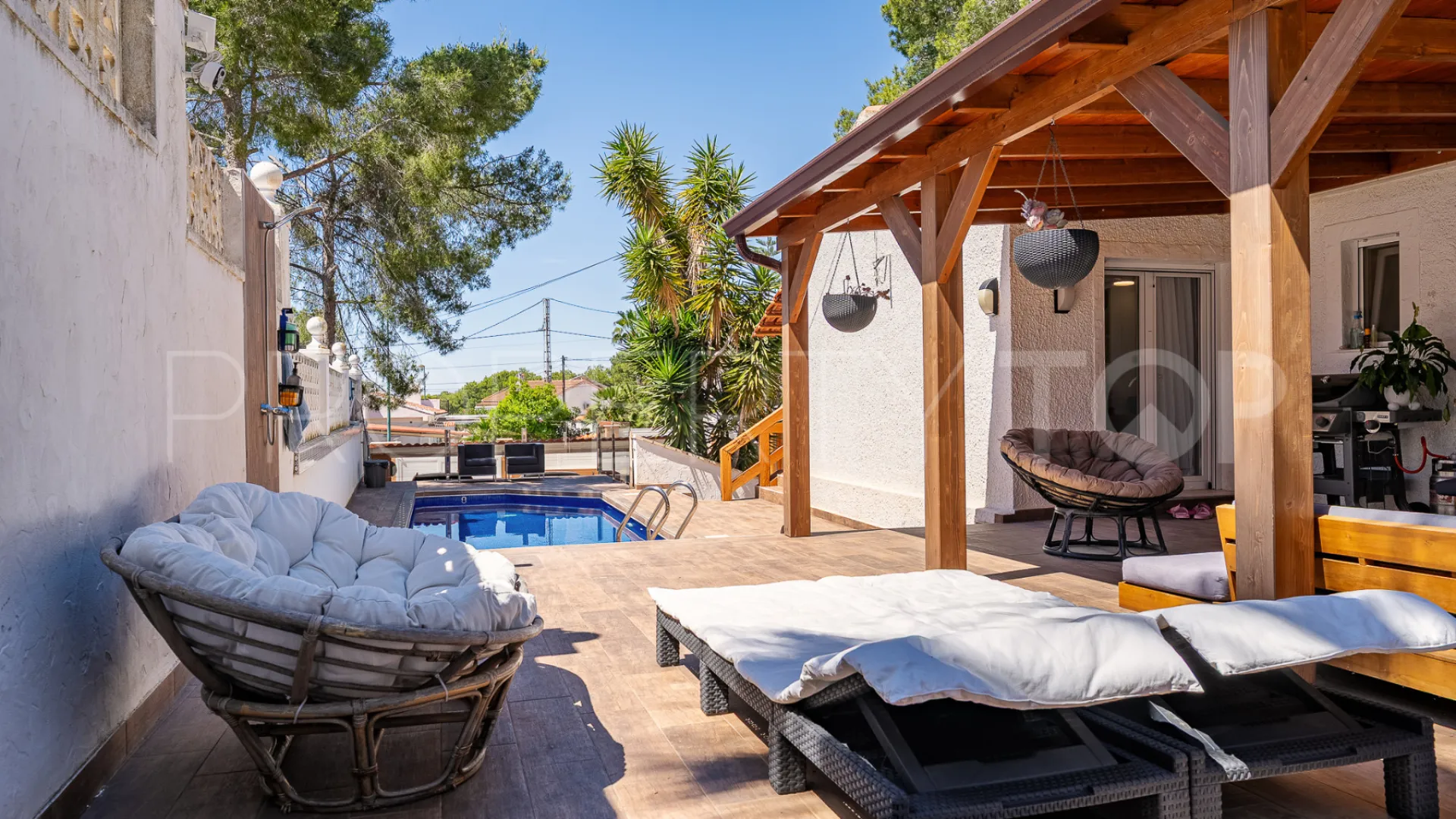 For sale 5 bedrooms villa in Pilar de la Horadada