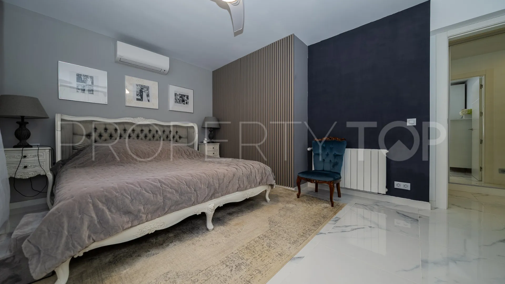 For sale 5 bedrooms villa in Pilar de la Horadada