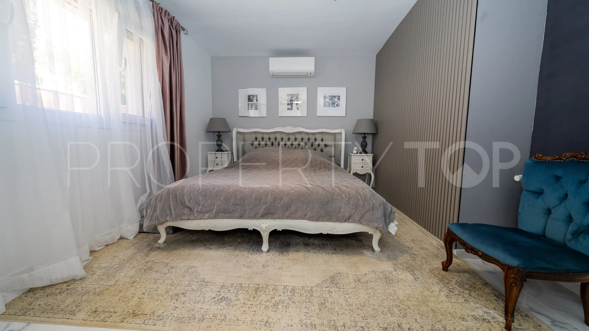 For sale 5 bedrooms villa in Pilar de la Horadada