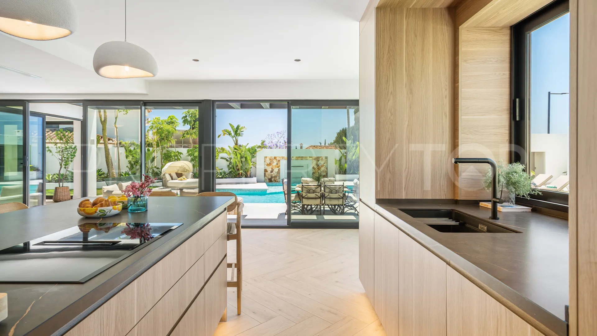 For sale Bel Air villa