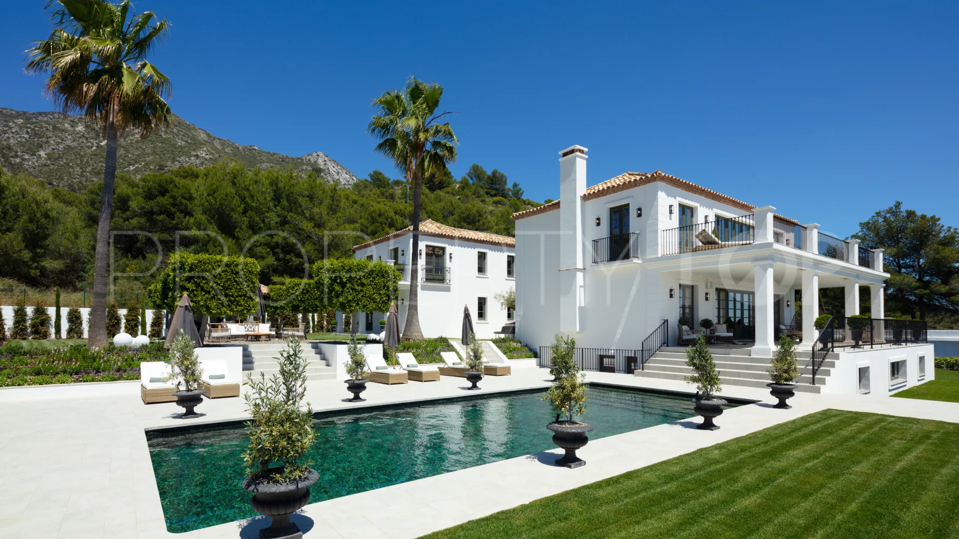 Buy Sierra Blanca 6 bedrooms villa