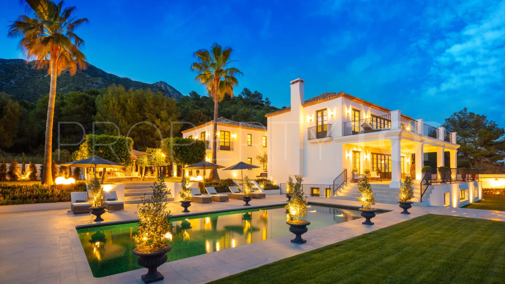 Buy Sierra Blanca 6 bedrooms villa
