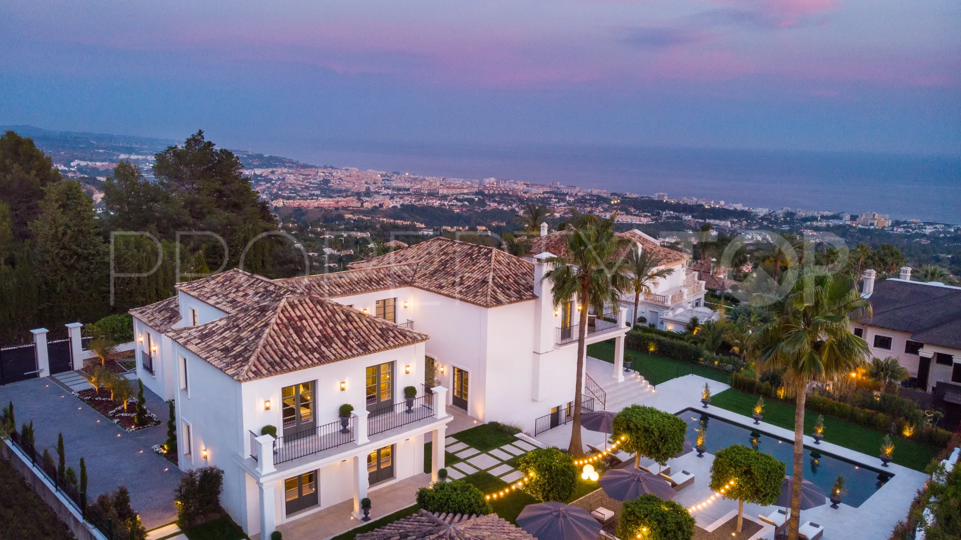 Buy Sierra Blanca 6 bedrooms villa