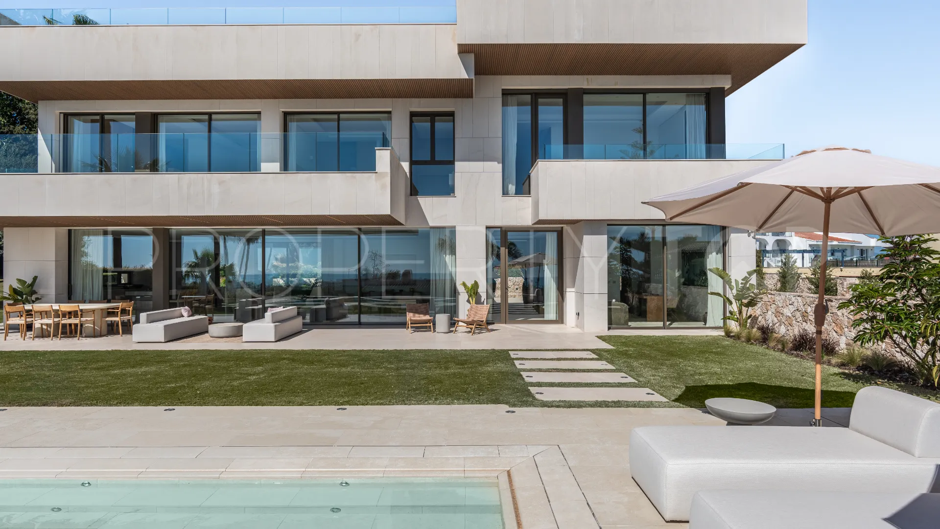 5 bedrooms villa in Malaga for sale