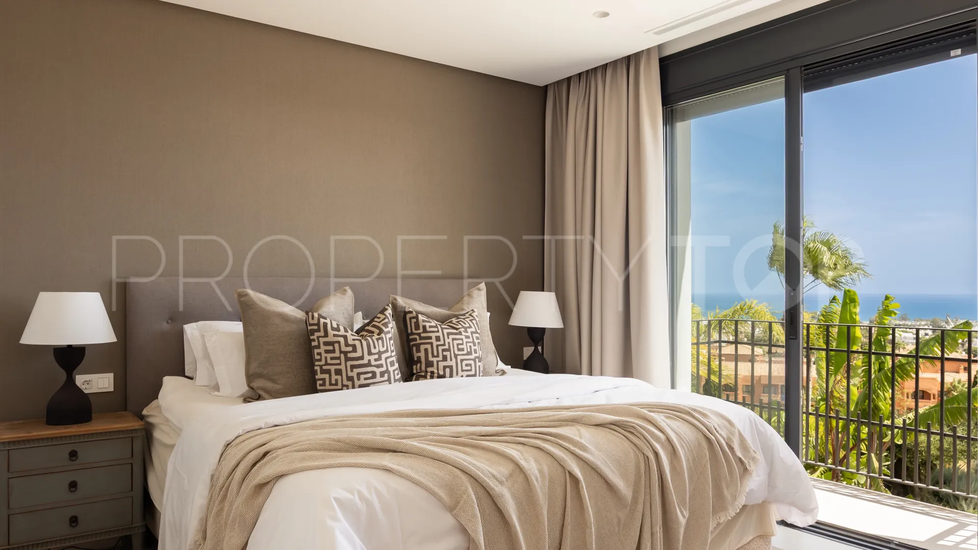 Los Flamingos 4 bedrooms villa for sale