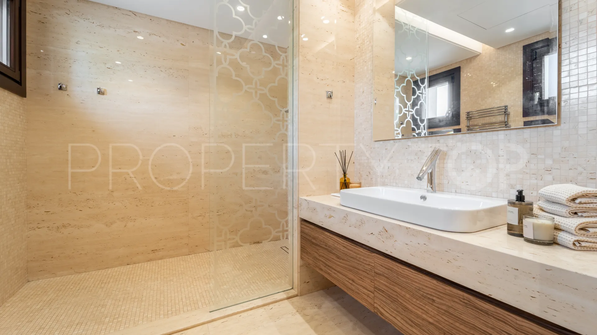 Villa for sale in Los Naranjos