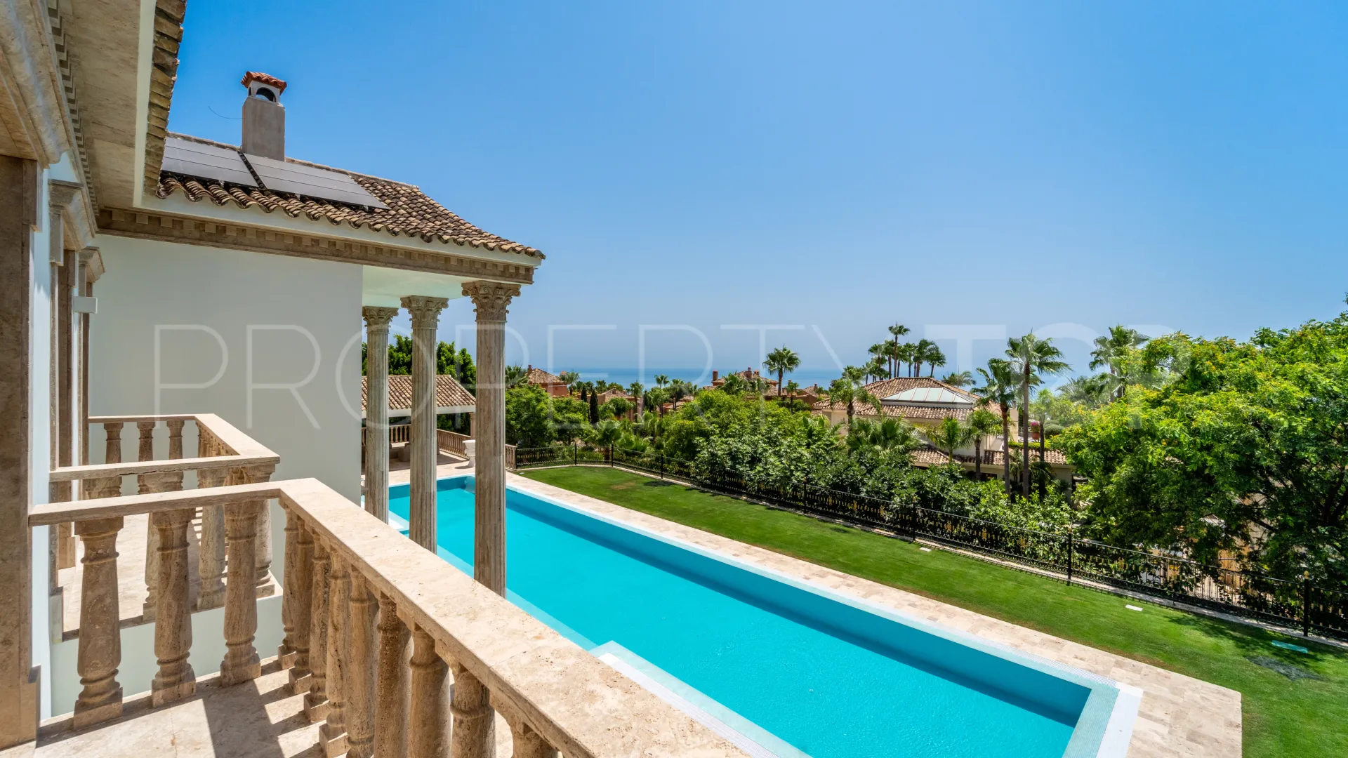 For sale villa in Sierra Blanca with 10 bedrooms