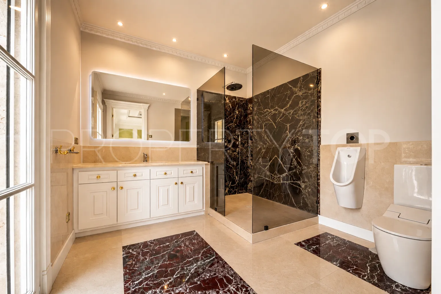 For sale villa in Sierra Blanca with 10 bedrooms