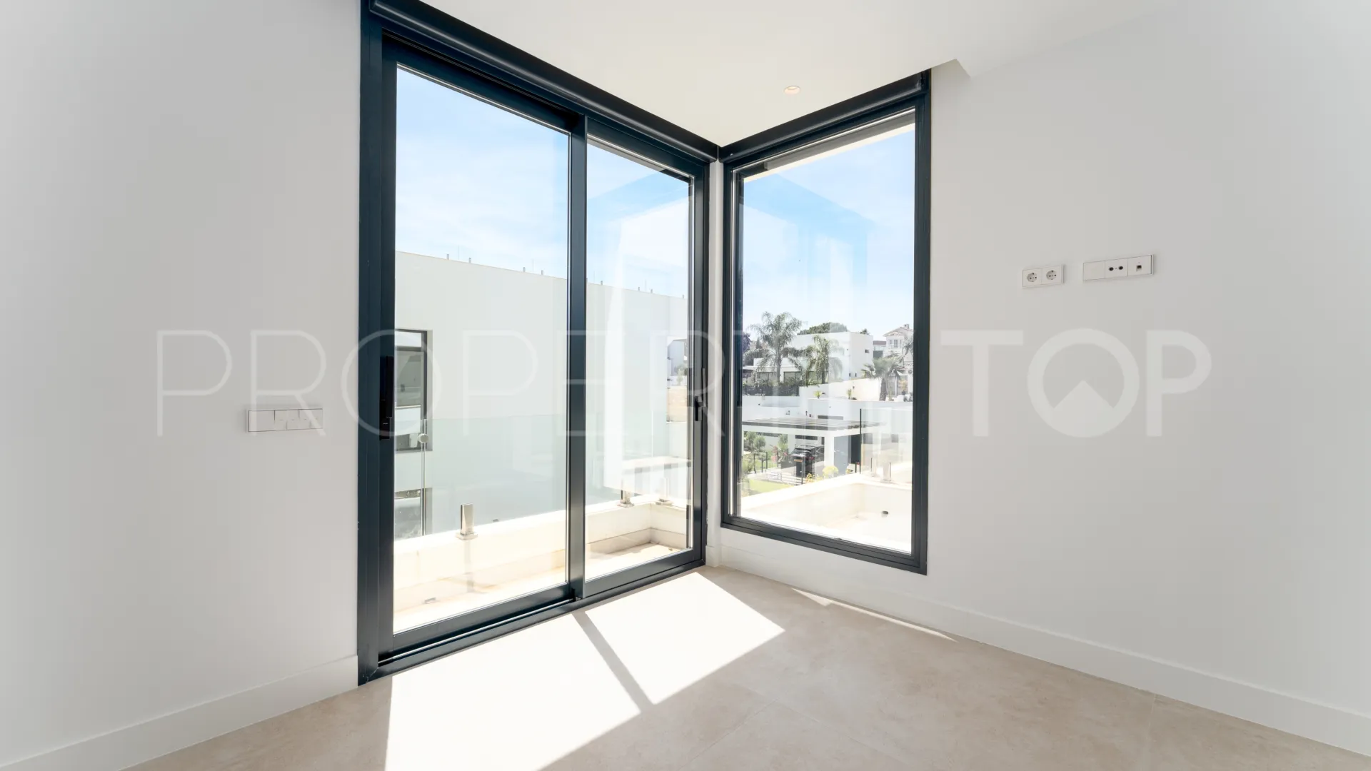 Monte Biarritz, villa con 5 dormitorios en venta