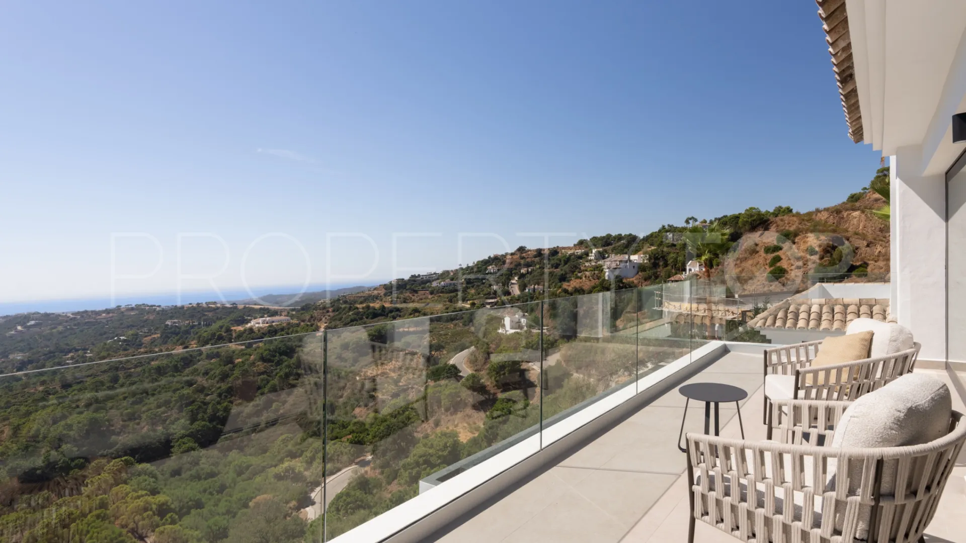 For sale Monte Mayor villa with 5 bedrooms