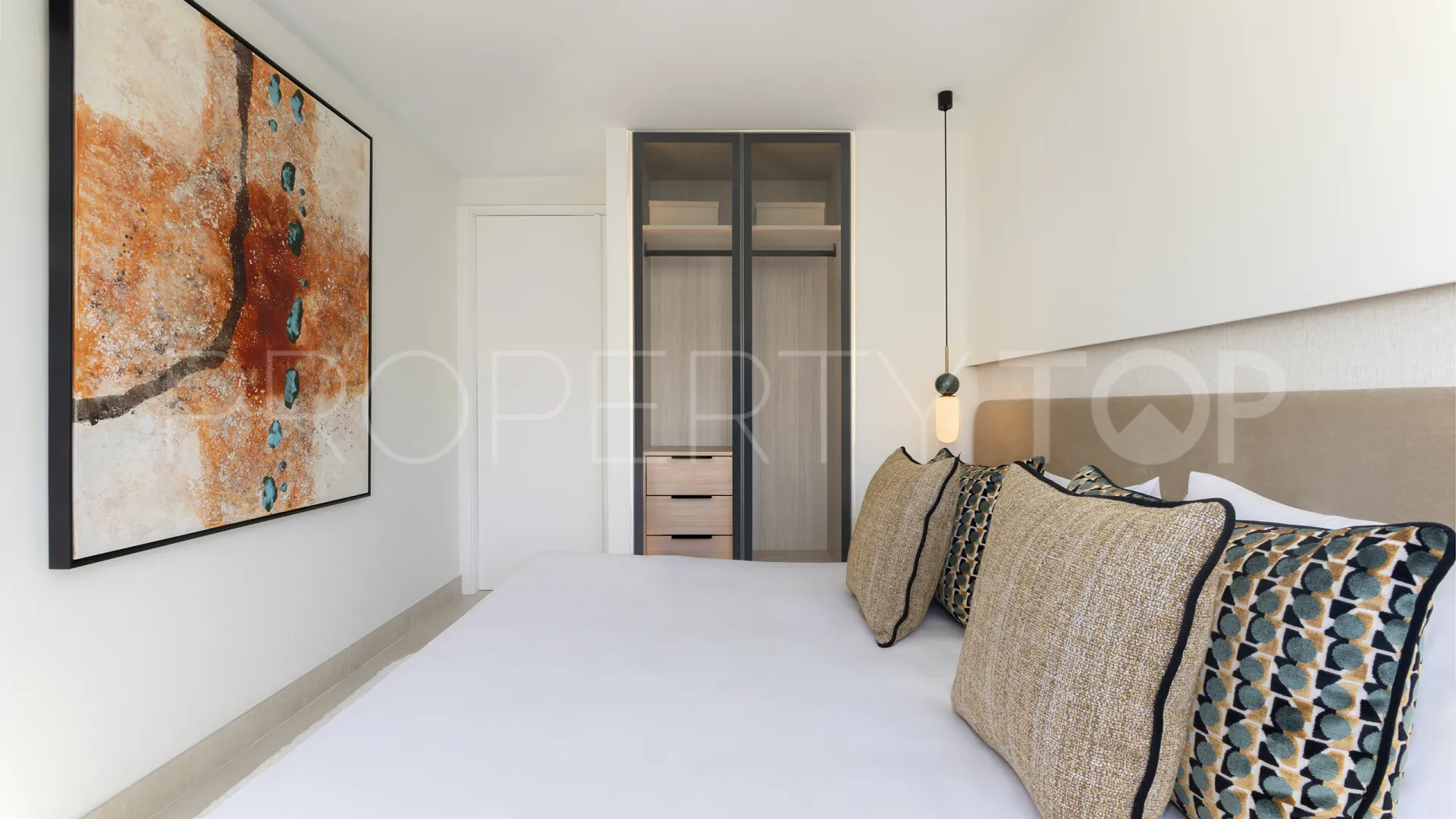 For sale 3 bedrooms penthouse in Dominion Beach