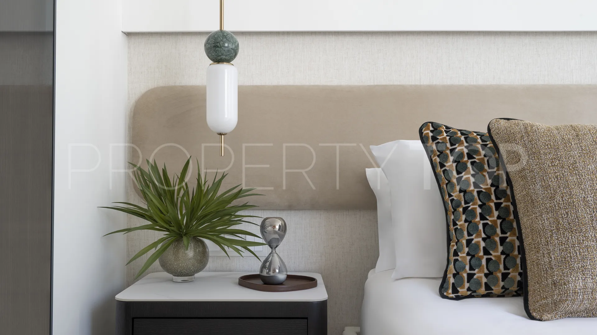 For sale 3 bedrooms penthouse in Dominion Beach