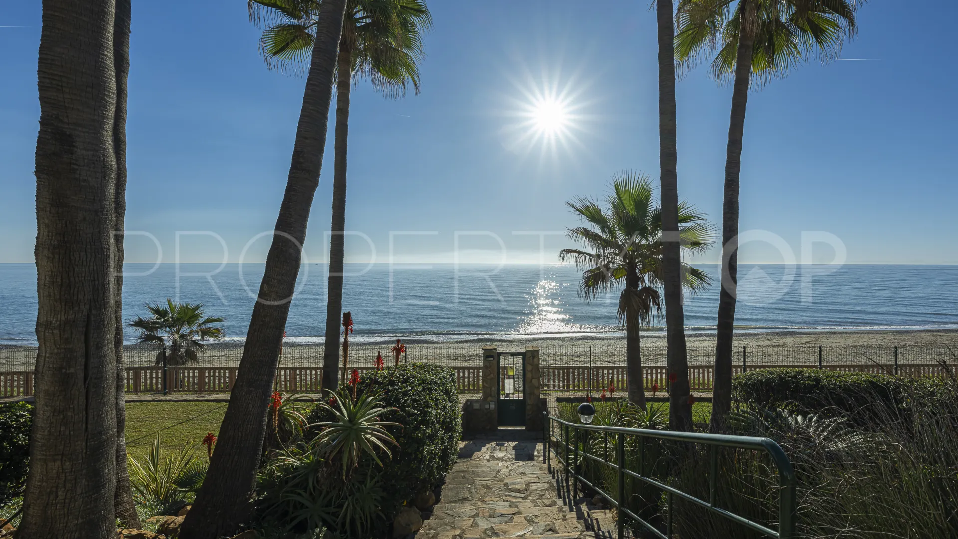 For sale 3 bedrooms penthouse in Dominion Beach