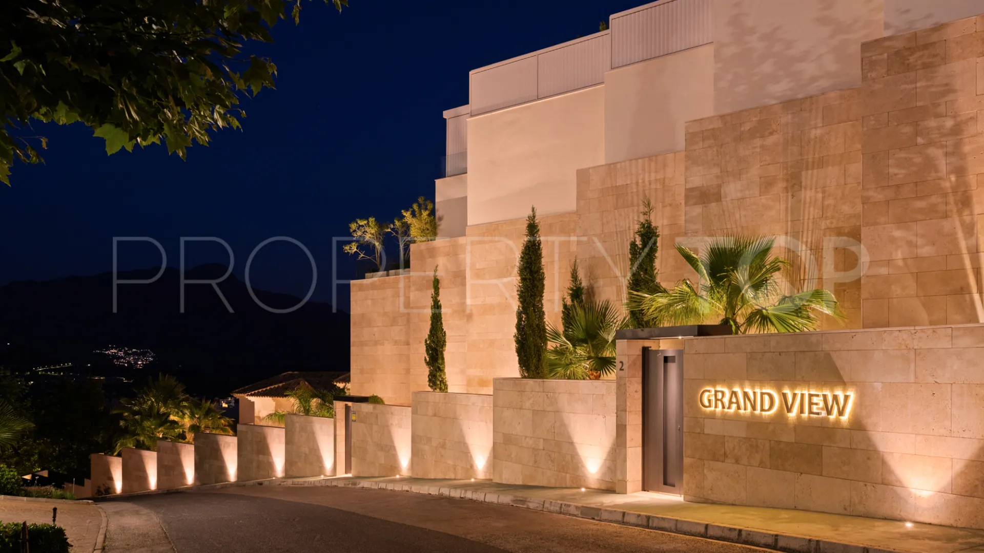 Apartamento en venta en La Quinta de 3 dormitorios