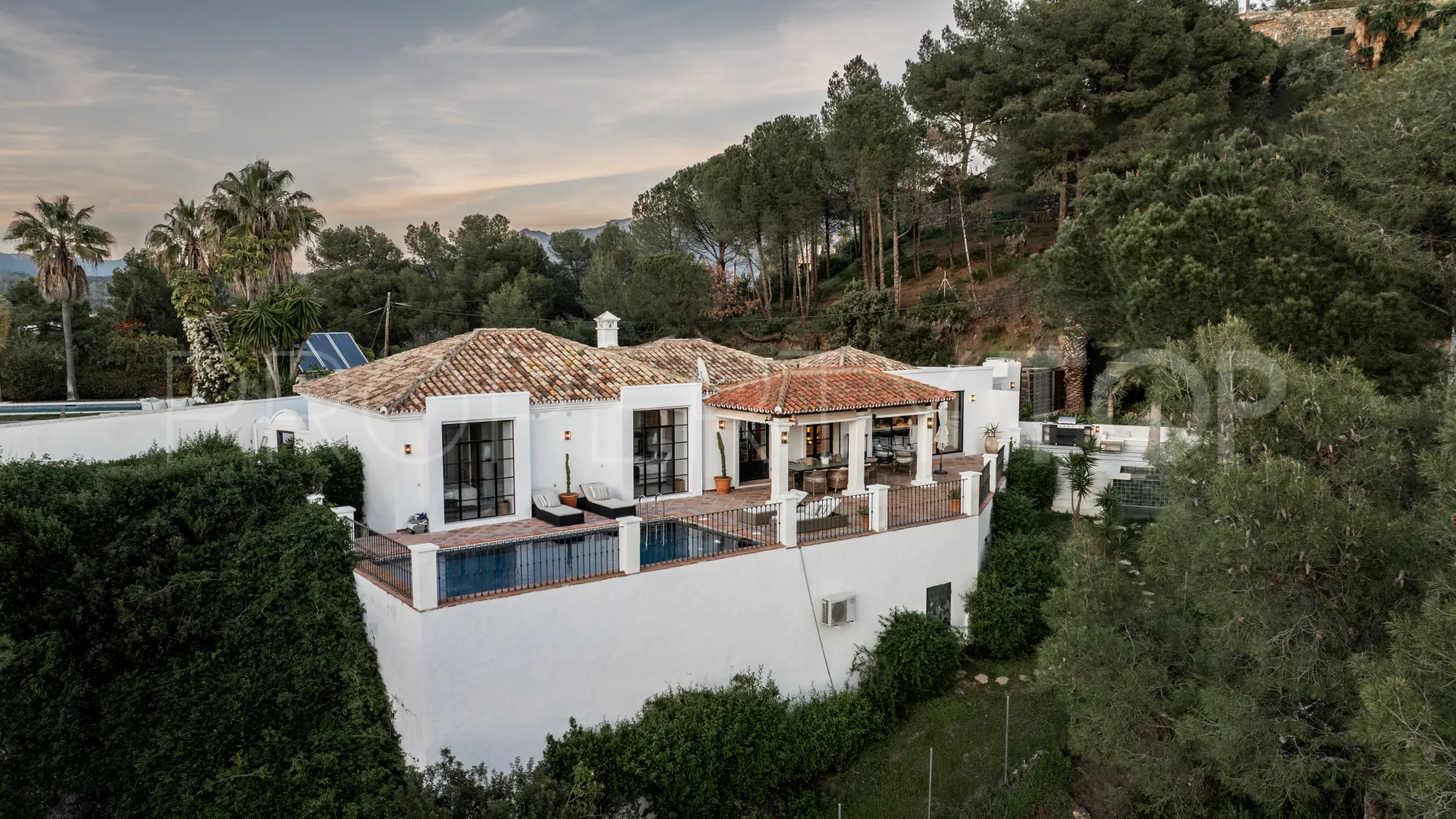 Villa de 4 dormitorios en venta en El Madroñal