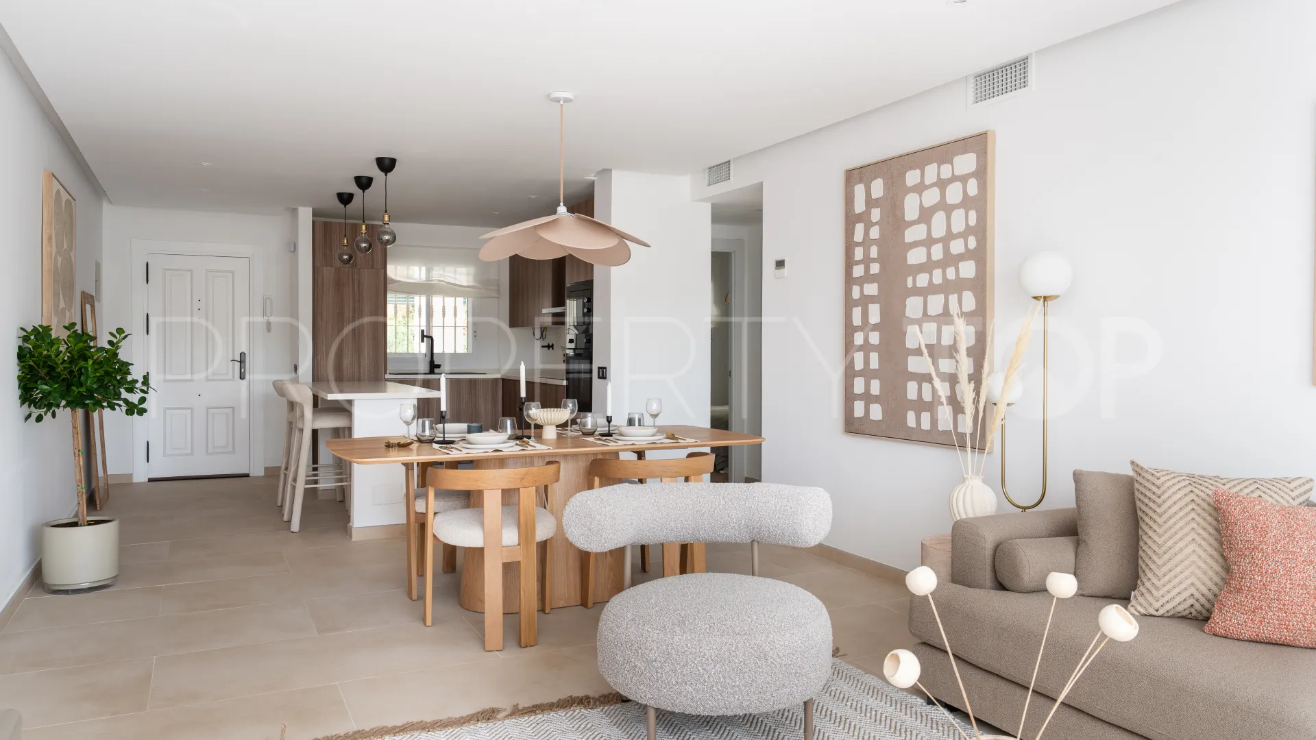 Buy La Quinta apartment with 2 bedrooms