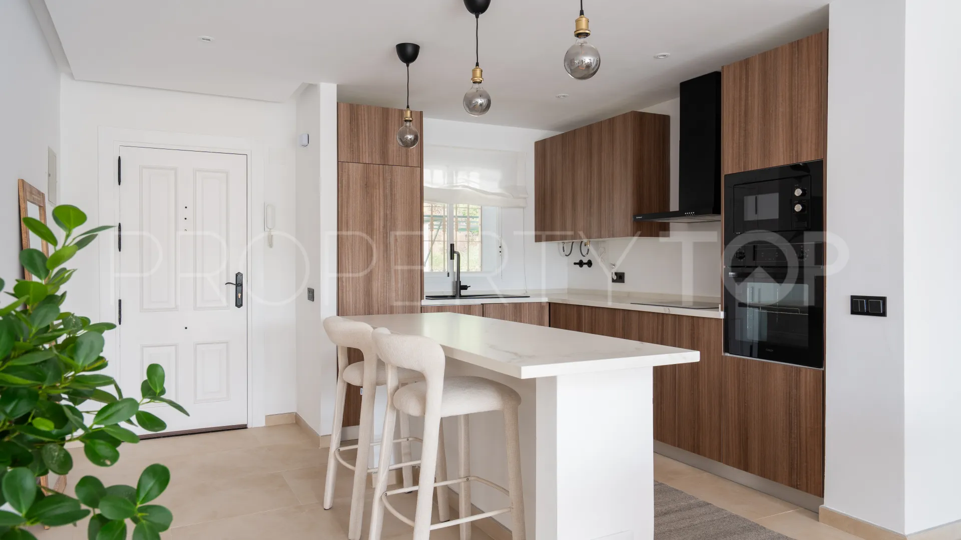 Buy La Quinta apartment with 2 bedrooms