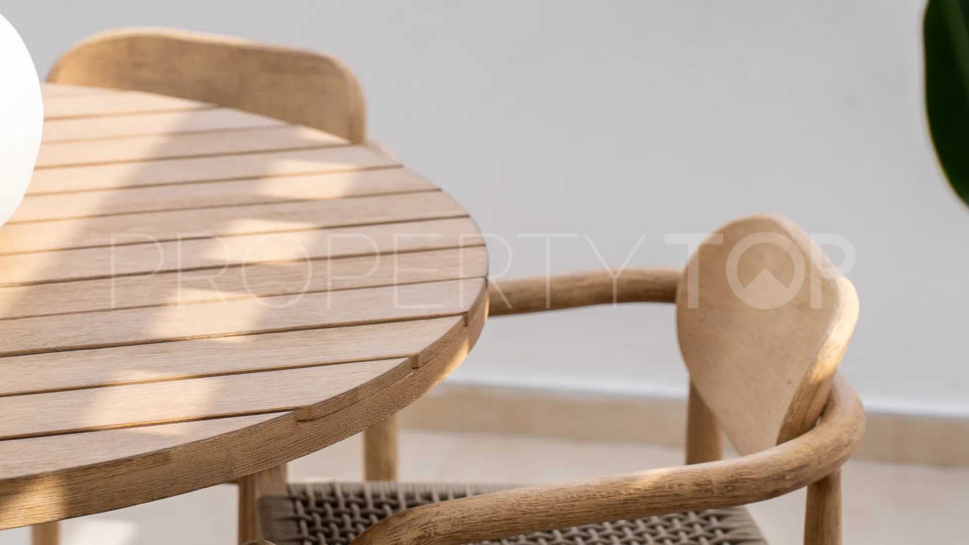 Buy La Quinta apartment with 2 bedrooms