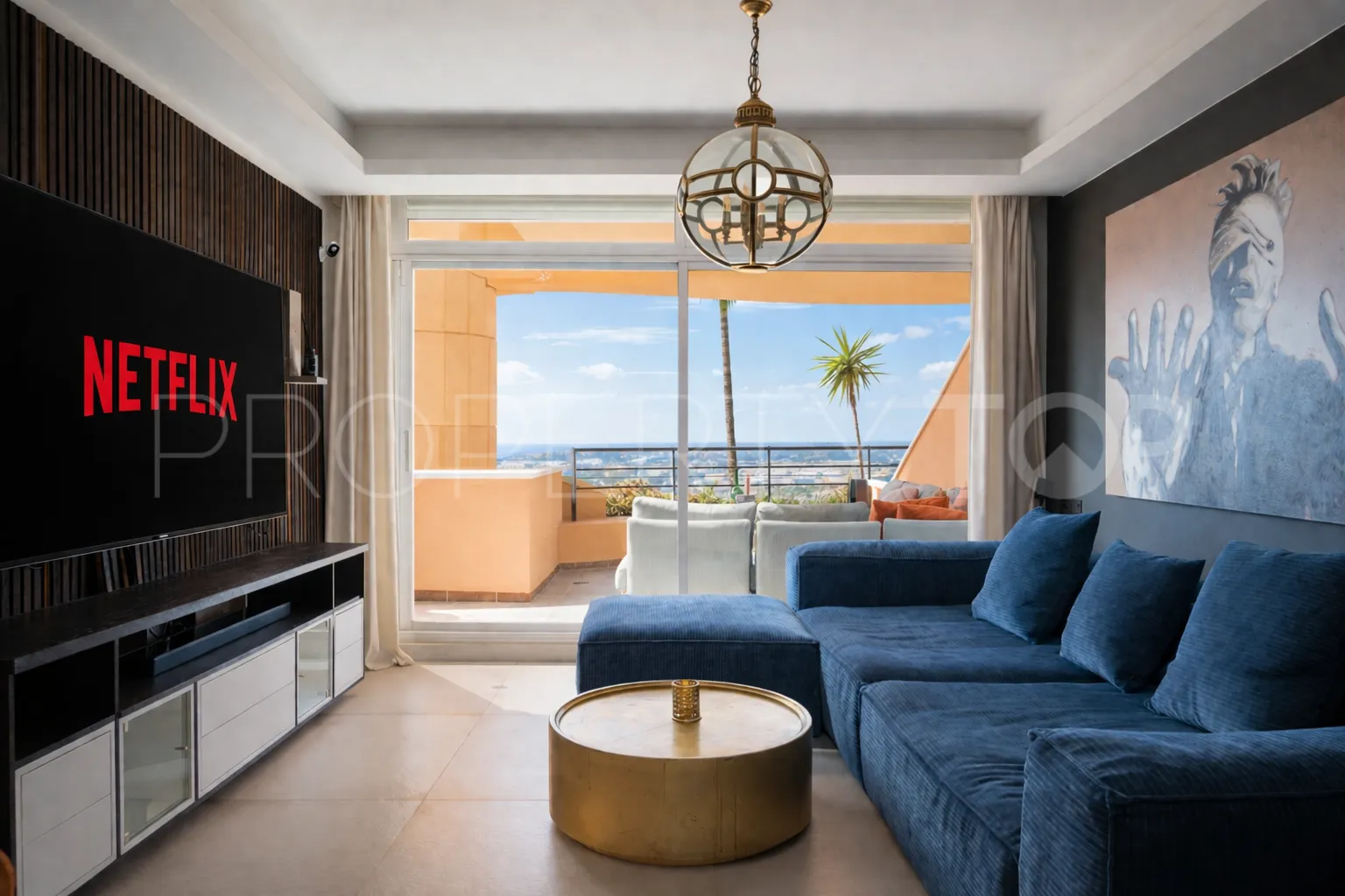 Apartamento de 3 dormitorios en venta en Magna Marbella