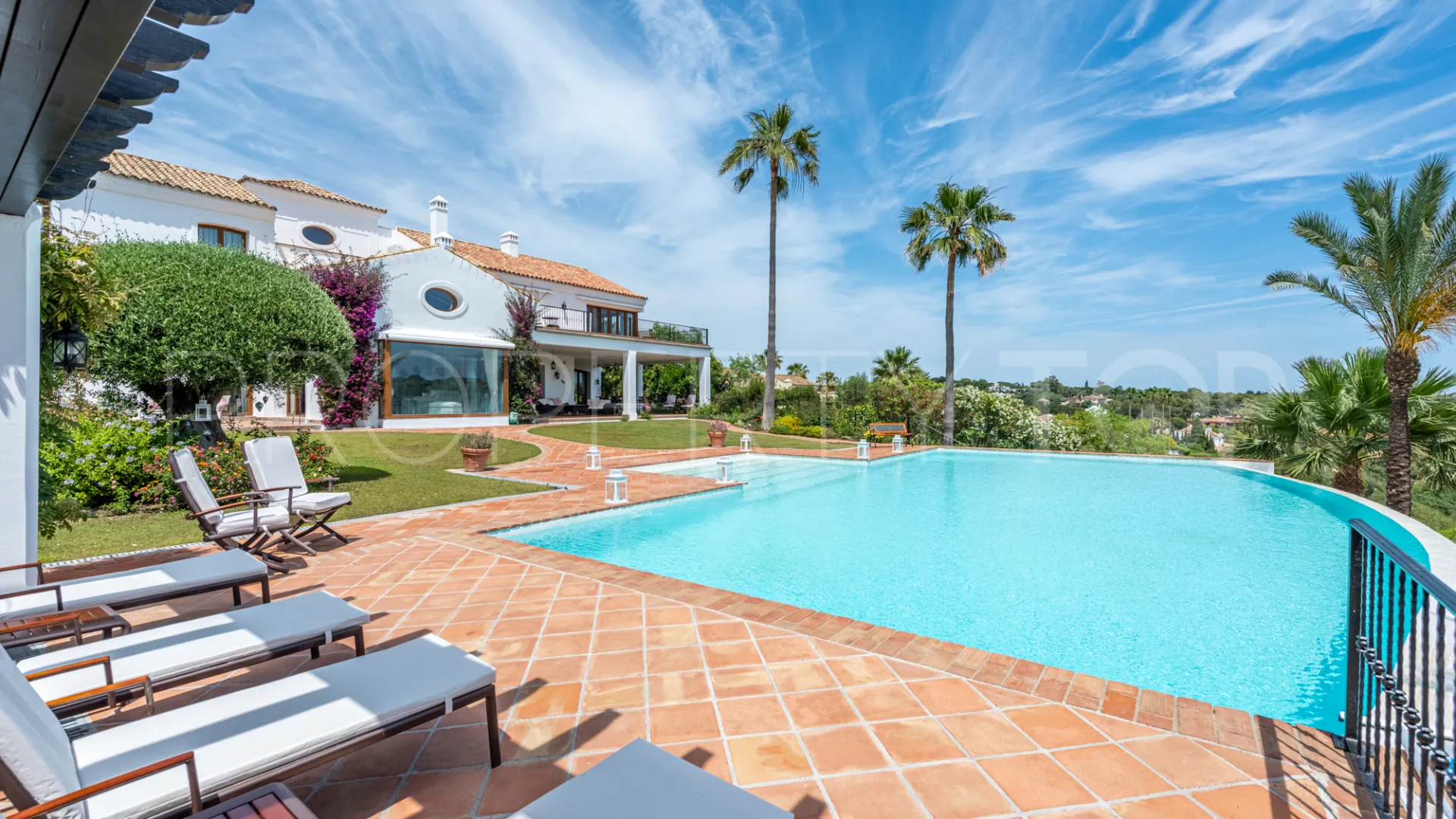 Villa con 7 dormitorios en venta en Valderrama Golf