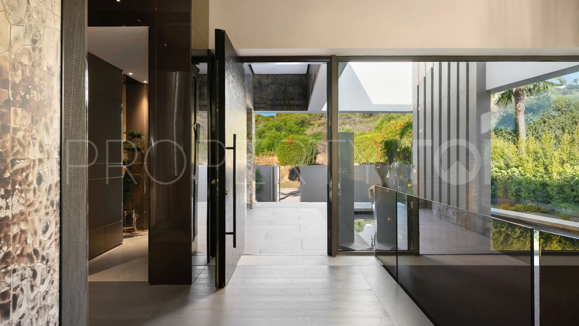 Sotogrande 6 bedrooms villa for sale
