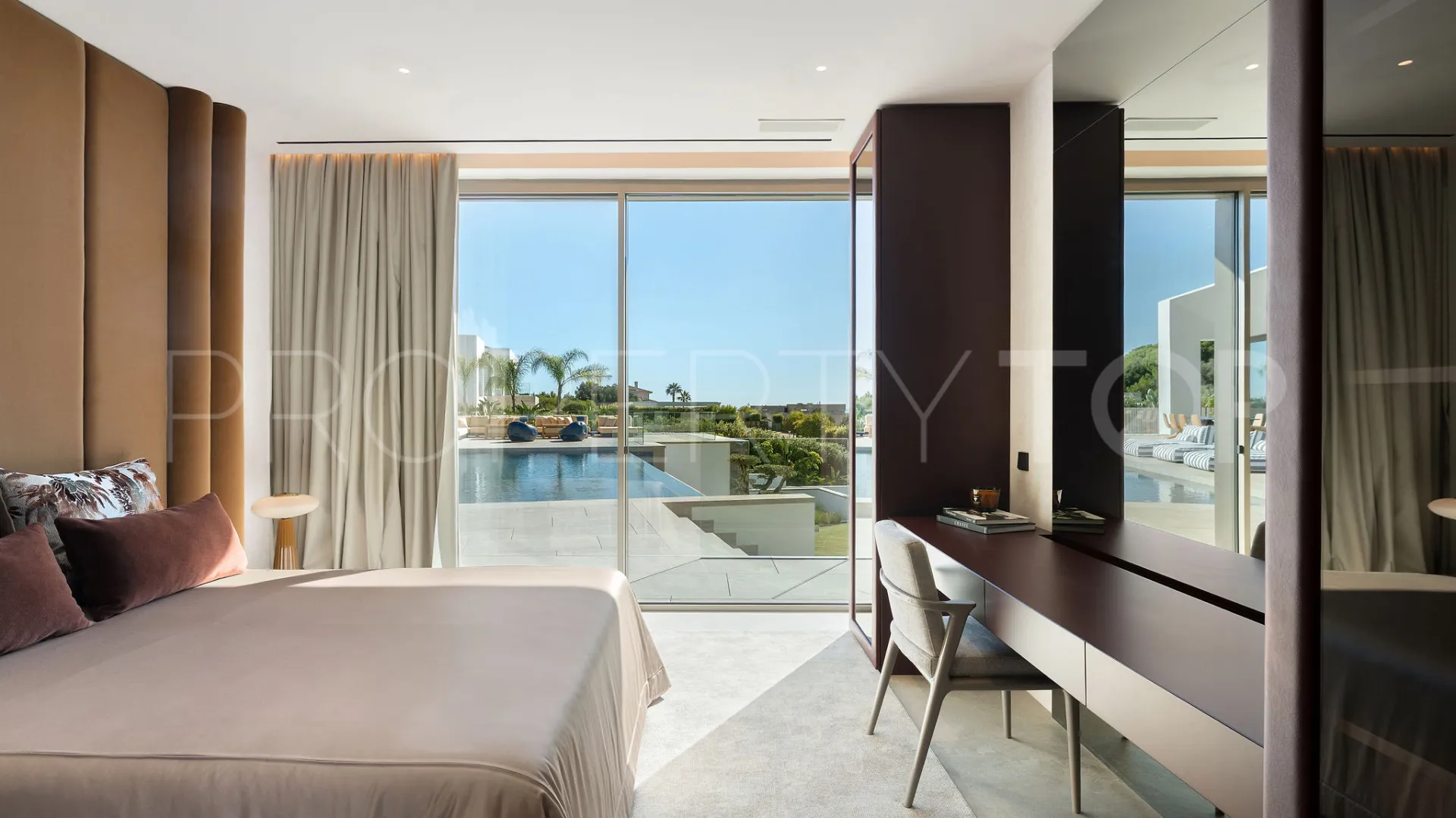 Sotogrande 6 bedrooms villa for sale