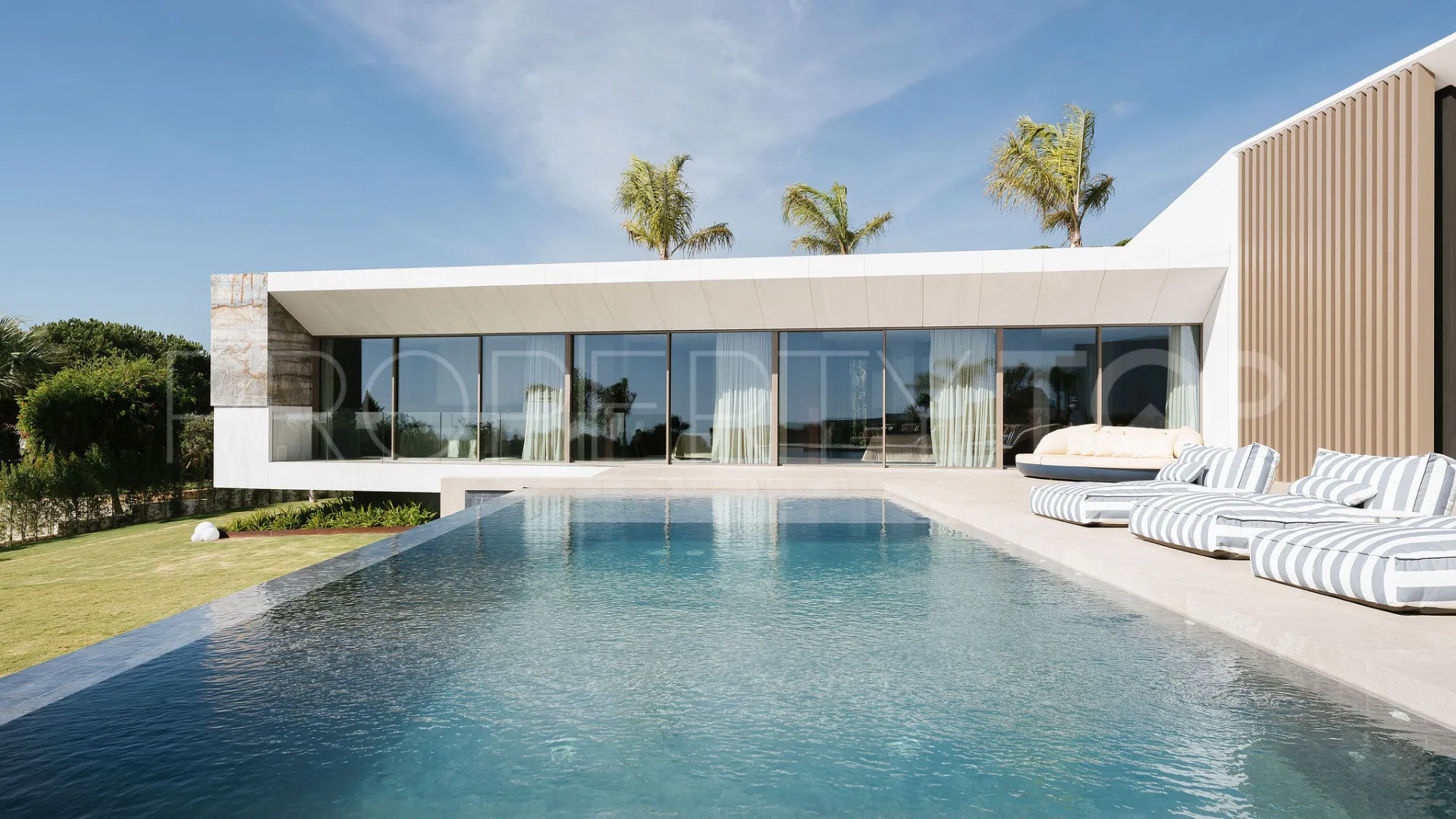 Sotogrande 6 bedrooms villa for sale