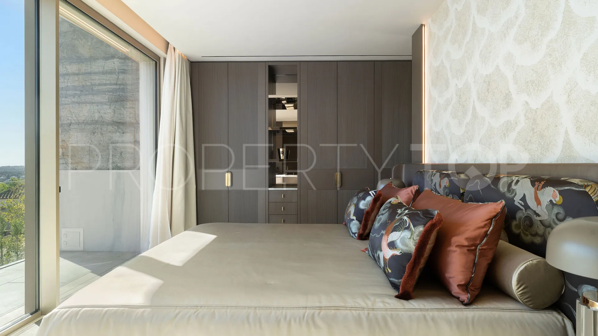 Sotogrande 6 bedrooms villa for sale