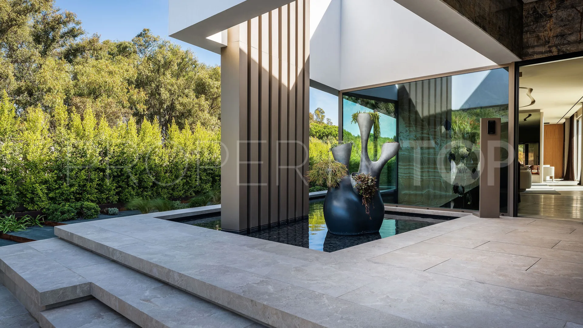 Sotogrande 6 bedrooms villa for sale