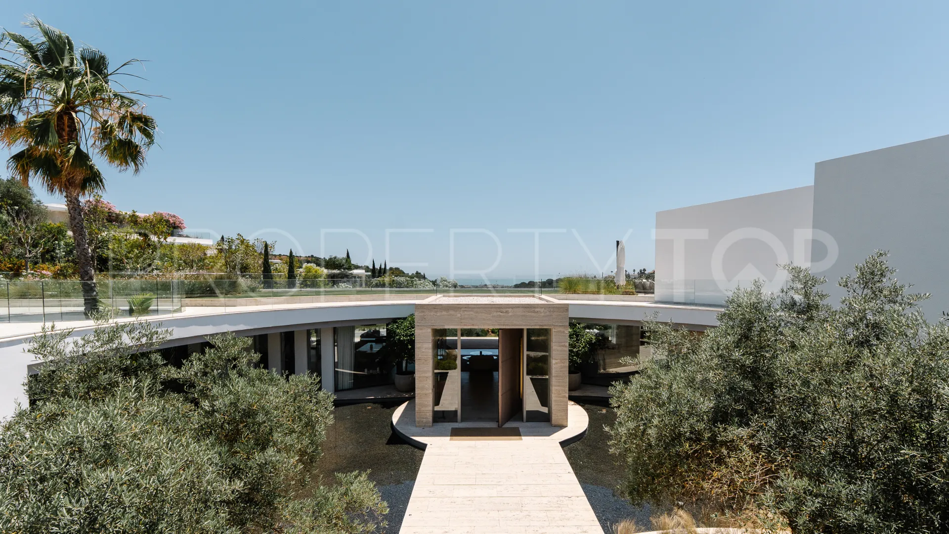 Villa a la venta con 5 dormitorios en La Reserva