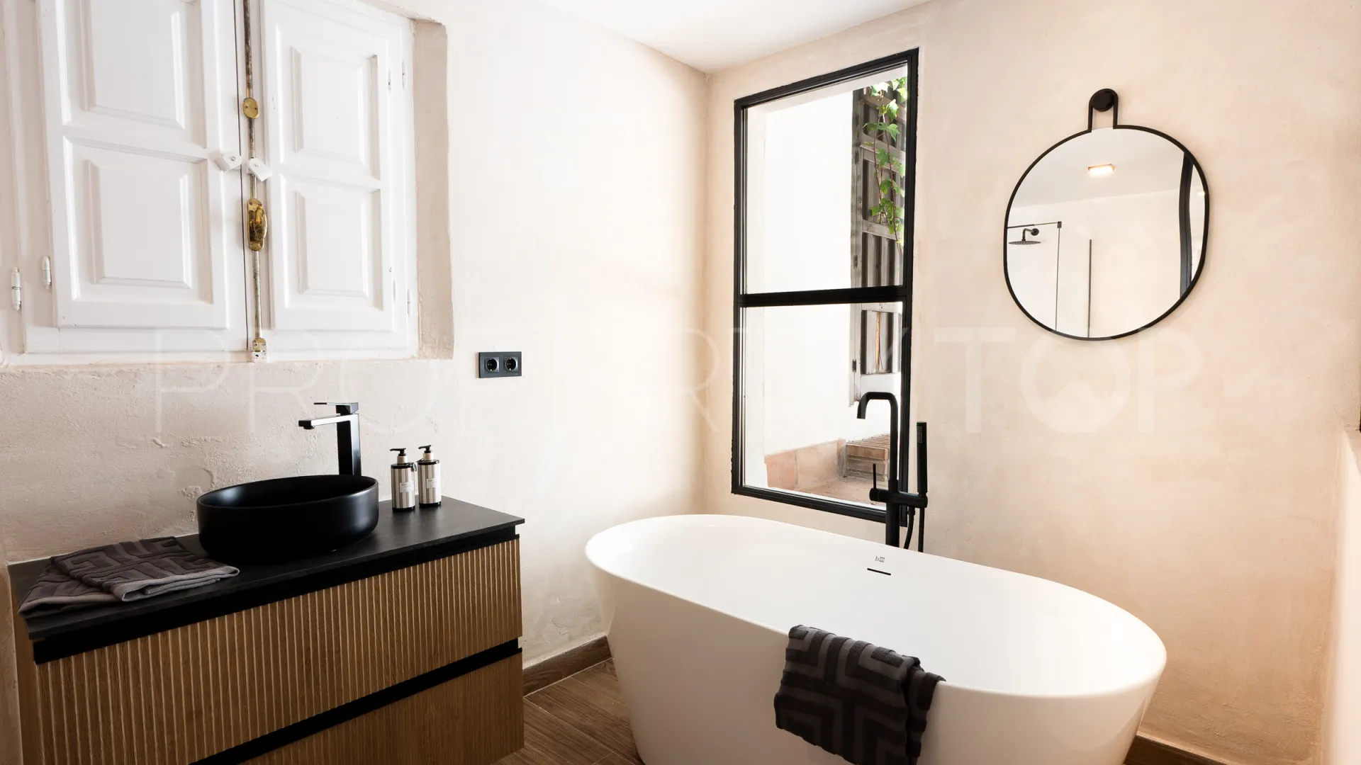 Town house with 3 bedrooms for sale in Las Lomas del Marbella Club