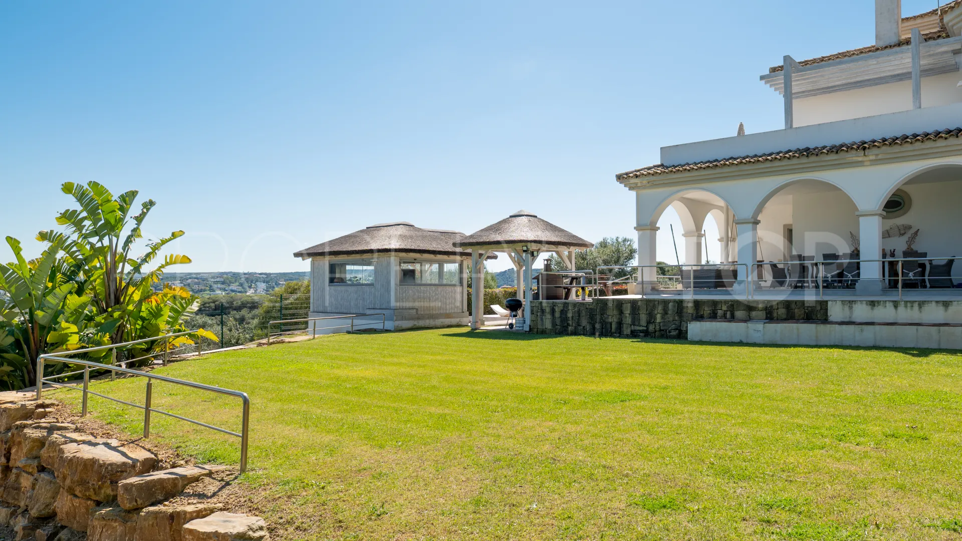 Comprar villa con 5 dormitorios en La Reserva