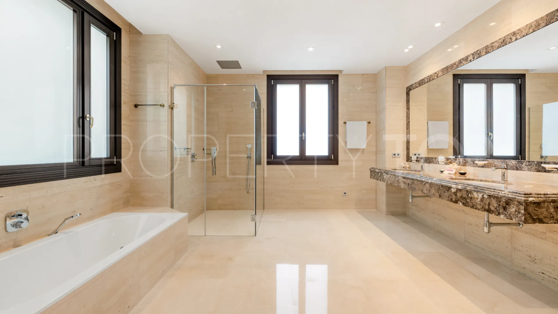7 bedrooms Casasola villa for sale