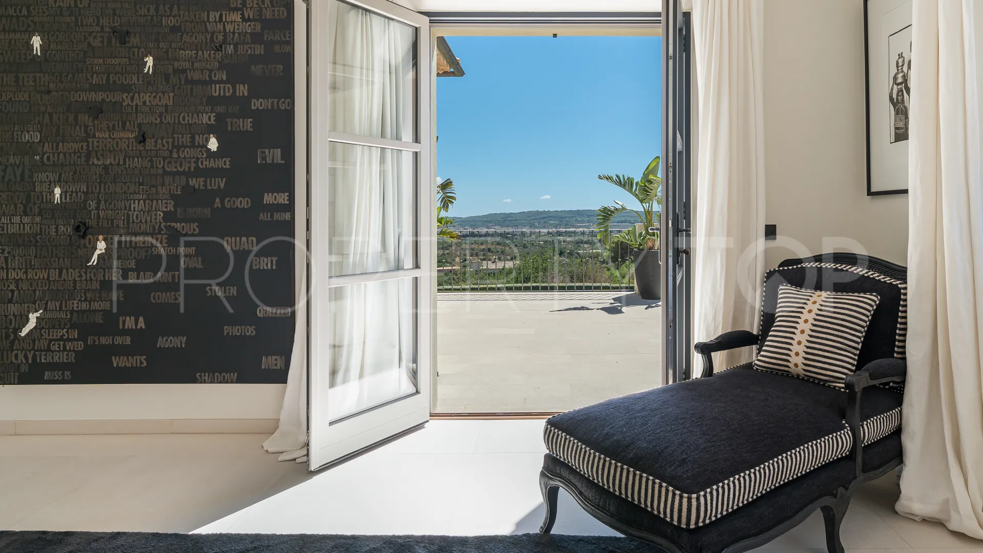 Villa en venta de 5 dormitorios en Santa Maria del Cami