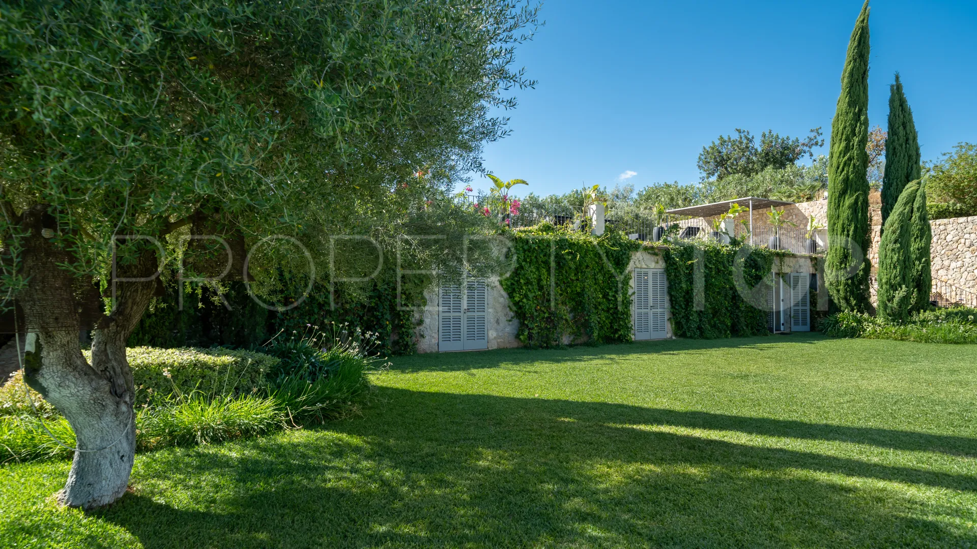 Villa en venta de 5 dormitorios en Santa Maria del Cami